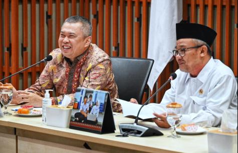 Kurangi Kepadatan Lalu Lintas saat Angkutan Lebaran 2025, Menhub Dudy Usulkan WFA bagi ASN dan Pegawai BUMN