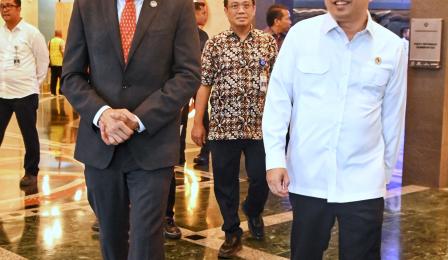 Menteri Perhubungan Dudy Purwagandhi Audiensi bersama Sekjen IMO ...
