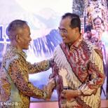 Sukseskan Asian Games 2018, Menhub Budi Raih Penghargaan Dari Persatuan Wartawan Indonesia