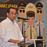Menhub Meminta Maskapai Penerbangan Untuk Berkontribusi Dalam Penyerapan Pilot Ab Initio