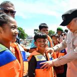 Menhub Dudy Tegaskan Pentingnya Keselamatan Pelayaran pada Masyarakat Pesisir