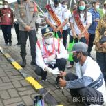 Menhub Tinjau Program Padat Karya di Pelabuhan Tanjung Priok Yang Menyerap 130 Orang Tenaga Kerja