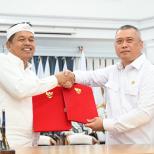 Menhub Dudy dan Gubernur Dedi Tanda Tangani Nota Kesepakatan Pengembangan Transportasi di Jawa Barat