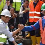 Tinjau Pembangunan Stasiun Cakung, Menhub Himbau Kontraktor Agar Utamakan Keselamatan Kerja