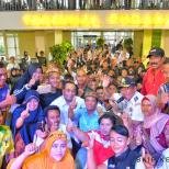 Menhub Budi Sosialisasikan Keselamatan Berkendara Kepada Sopir Angkot Di Surabaya