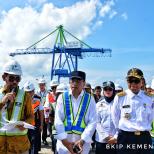 Tinjau Makassar New Port, Menhub Minta Pelindo IV Tingkatkan Layanan