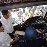 Menhub Apresiasi Tingginya Minat Masyarakat Gunakan Bus di Terminal Leuwipanjang