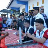 DI SALATIGA, MENHUB CEK FASILITAS DAN KESEHATAN PENGEMUDI BUS