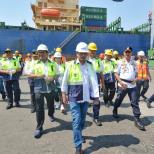 Menhub : Tahun Ini Pelayanan Petikemas di Tanjung Priok Diharapkan Meningkat Hingga 8 Juta TEUs