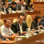 Raker Dengan Komisi V DPR RI, Menhub Sampaikan 4 Agenda Utama Kemenhub 2020-2024