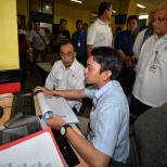 MENHUB SIDAK KANTOR PELNI DI SURABAYA CEK HARGA BARANG DARI KAPAL TOL LAUT