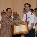Kemenhub Berikan Penghargaan Kepada Kru Penerbangan Misi Kemanusiaan ke Wuhan