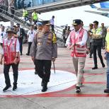 H-3, Jumlah Pergerakan Pesawat Meningkat Tajam, Menhub dan Kapolri Tinjau Arus Mudik di Bandara Soekarno-Hatta