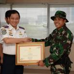 Kemenhub Beri Penghargaan 469 Relawan Operasi Pencarian Trigana Air PK-YRN