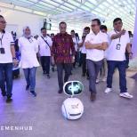 Menhub Ajak Generasi Milenials Ikut Sampaikan Capaian Pembangunan Sektor Transportasi Lewat Medsos