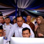Menhub Luncurkan Perizinan Angkutan Sewa Khusus Secara Online