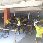 Tempuh Jarak 489 KM, Rombongan Pesepeda Touring Jakarta-Surabaya Finish Etape III di Kendal