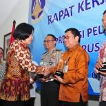 Responsif dan Informatif, PPID Kemenhub Terima Dua Penghargaan