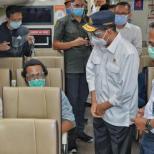 PASTIKAN PENERAPAN PROTOKOL KESEHATAN, MENHUB TINJAU STASIUN PASAR SENEN DAN TERMINAL KAMPUNG RAMBUTAN