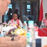 Menko PMK dan Menhub Gelar Rakor di Pos Polisi Cikopo