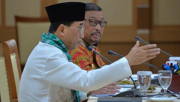 Menhub Temui Gubernur Dan Bupati Se-Provinsi Maluku Bahas Percepatan ...