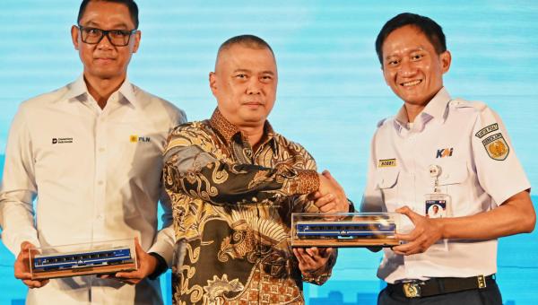 Menhub Dudy Dorong Perluasan Elektrifikasi Jalur Kereta Api Untuk Wujudkan Transportasi Berkelanjutan